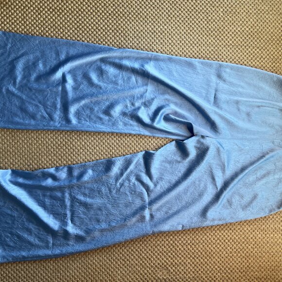 VINCE | US L | High Waist Crush Textured Satin Wide Leg Silky Pants | Iris Blue - Picture 13 of 16